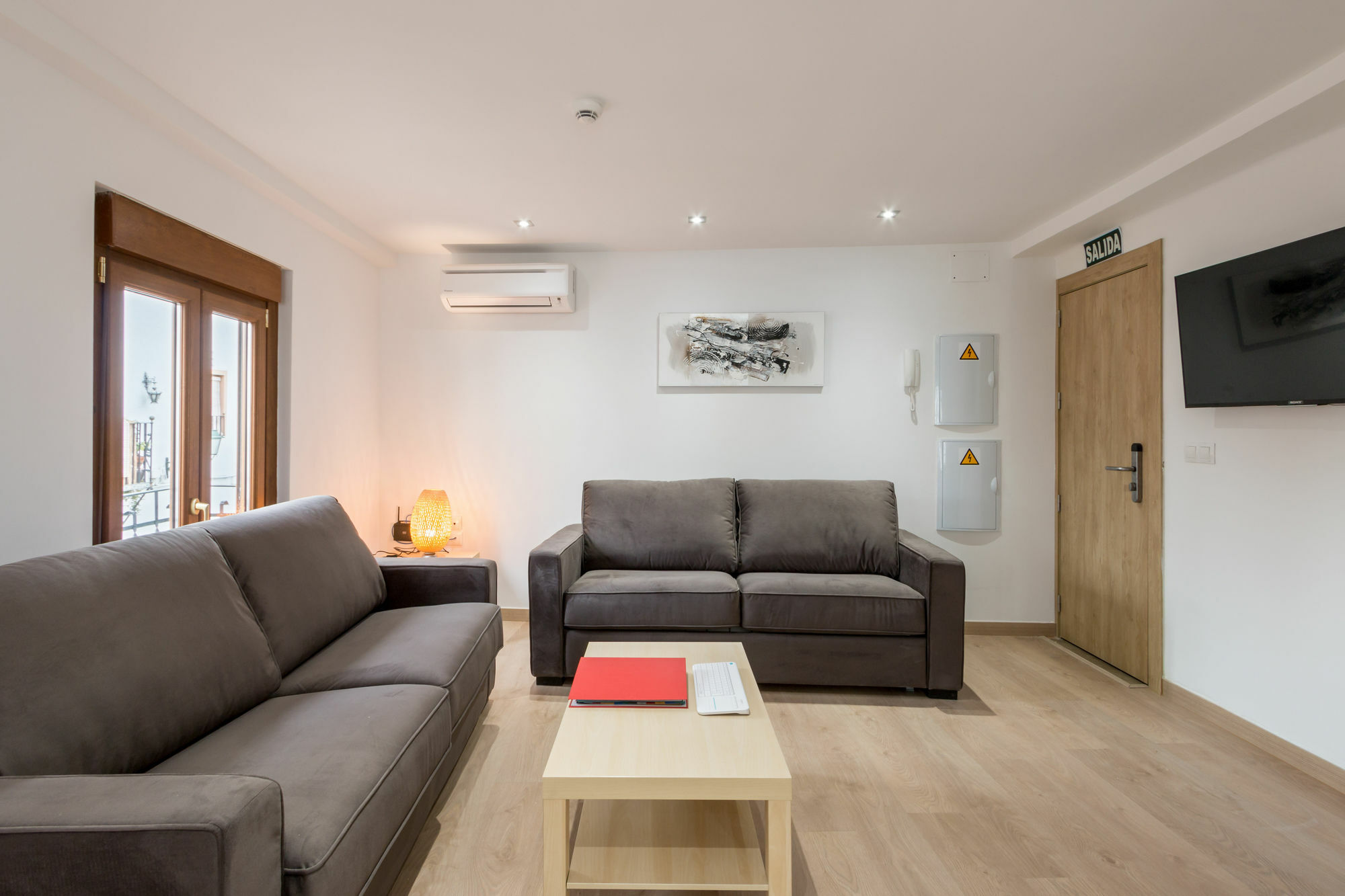 Apartamentos Puerta Nueva Granada Eksteriør bilde