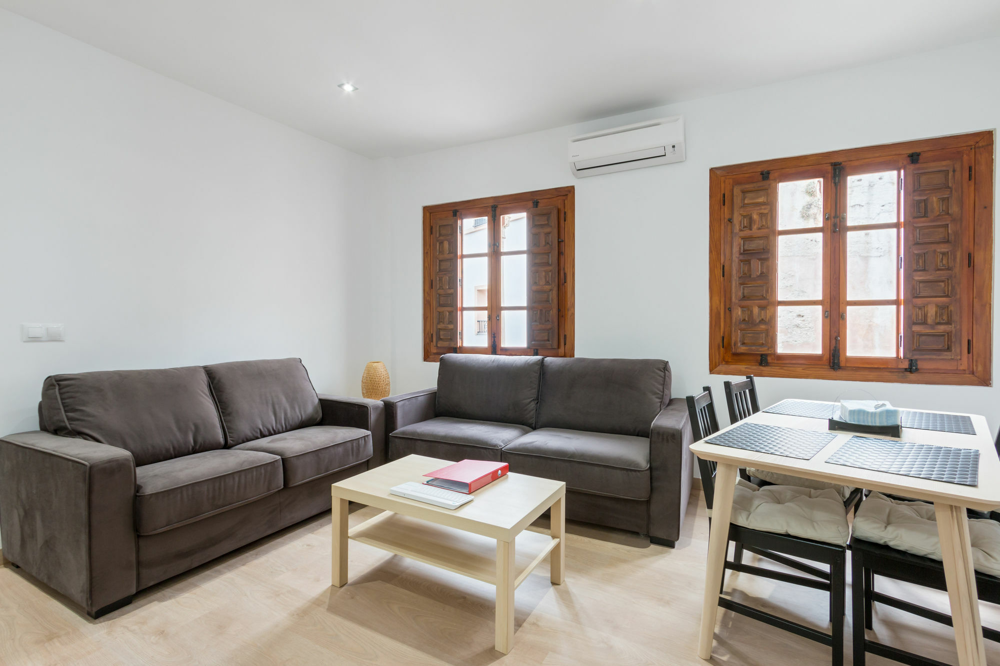 Apartamentos Puerta Nueva Granada Eksteriør bilde